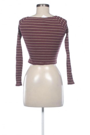 Дамска блуза Pull&Bear, Размер M, Цвят Многоцветен, Цена 10,00 €