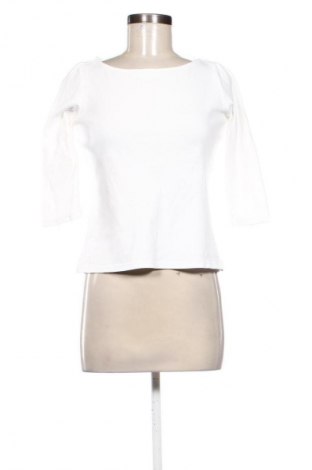 Γυναικεία μπλούζα Reserved, Μέγεθος M, Χρώμα Λευκό, Τιμή 10,00 €