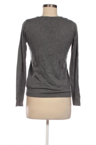 Dámská halenka Reserved, Velikost M, Barva Šedá, Cena  275,00 Kč