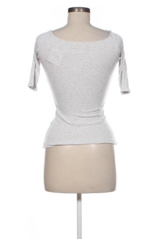 Damen Shirt Reserved, Größe XS, Farbe Grau, Preis € 10,00