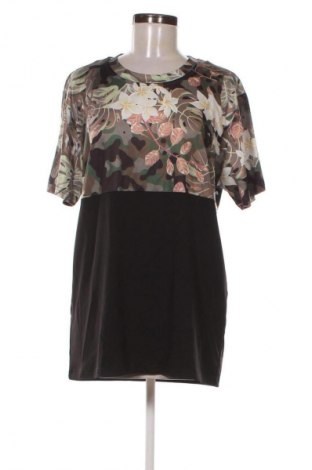 Γυναικεία μπλούζα Reverse, Μέγεθος M, Χρώμα Πολύχρωμο, Τιμή 17,99 €