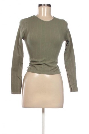 Damen Shirt Stradivarius, Größe M, Farbe Grün, Preis € 10,00