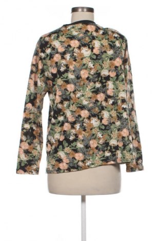 Дамска блуза Unbranded, Размер M, Цвят Многоцветен, Цена 2,55 €