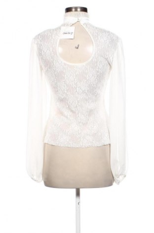 Γυναικεία μπλούζα Unbranded, Μέγεθος M, Χρώμα Λευκό, Τιμή 10,00 €