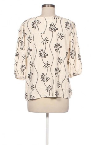 Дамска блуза Unbranded, Размер L, Цвят Многоцветен, Цена 3,57 €