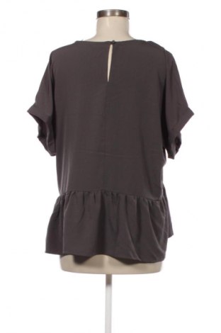 Damen Shirt Unbranded, Größe XXL, Farbe Grau, Preis 10,99 €