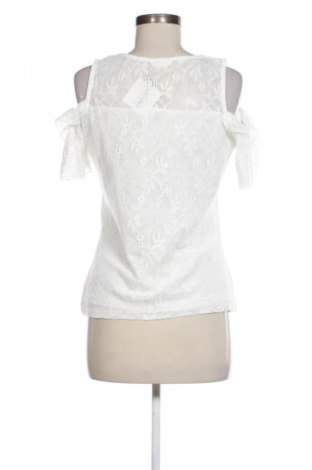 Дамска блуза Unbranded, Размер M, Цвят Бял, Цена 10,00 €