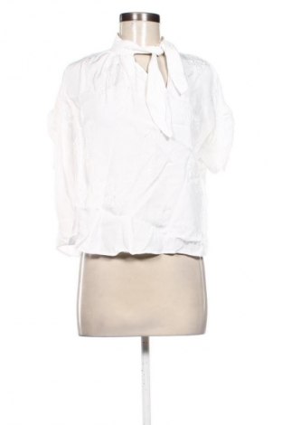 Damen Shirt Zara, Größe XS, Farbe Weiß, Preis 10,00 €