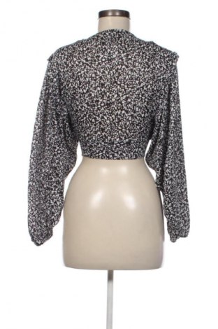 Дамска жилетка Pull&Bear, Размер M, Цвят Многоцветен, Цена 4,60 €