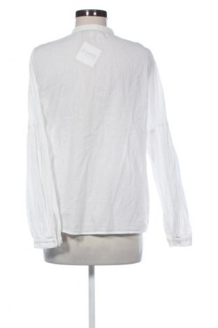 Дамска риза Esprit, Размер L, Цвят Бял, Цена 20,90 €