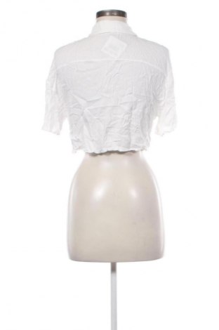 Дамска риза Pull&Bear, Размер M, Цвят Бял, Цена 13,00 €
