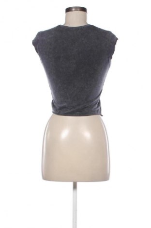 Дамска тениска Bershka, Размер S, Цвят Сив, Цена 9,00 €