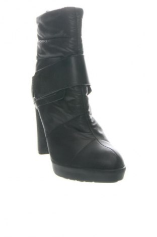 Dámské boty  Calvin Klein, Velikost 39, Barva Černá, Cena  4 557,00 Kč