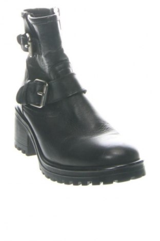 Дамски боти Steve Madden, Размер 39, Цвят Черен, Цена 160,00 €