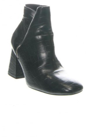 Dámské poltopánky Stradivarius, Veľkosť 39, Farba Viacfarebná, Cena  32,23 €