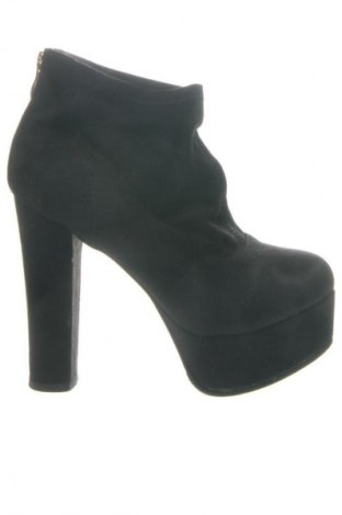 Γυναικεία μποτάκια Unbranded, Μέγεθος 38, Χρώμα Μαύρο, Τιμή 32,00 €