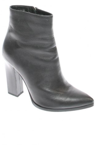 Dámské poltopánky Unbranded, Veľkosť 35, Farba Čierna, Cena  52,00 €