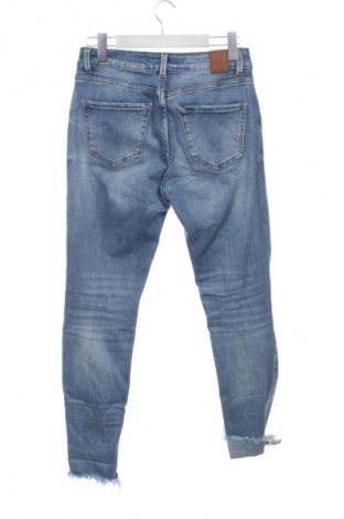 Дамски дънки Amisu, Размер M, Цвят Син, Цена 14,77 €