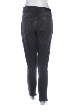 Blugi de femei Amisu, Mărime M, Culoare Negru, Preț 78,20 Lei