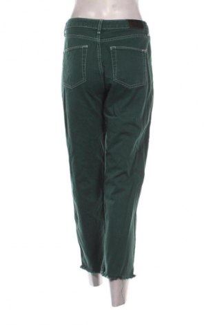 Γυναικείο Τζίν BDG, Μέγεθος M, Χρώμα Πράσινο, Τιμή 21,00 €