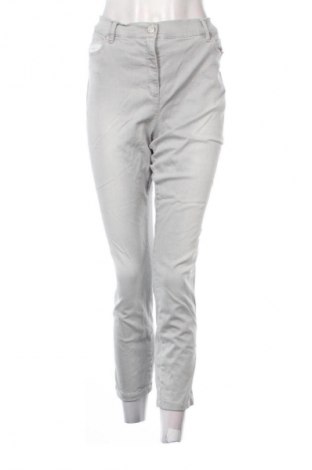 Damen Jeans Beloved, Größe XL, Farbe Grau, Preis 12,99 €