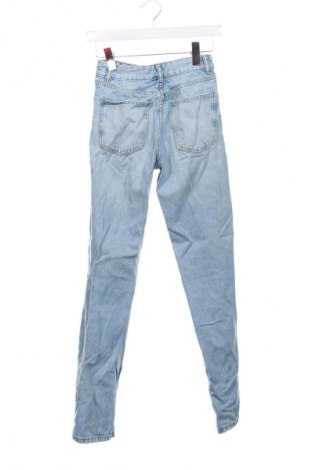 Női farmernadrág Bershka, Méret XXS, Szín Kék, Ár 3 829 Ft