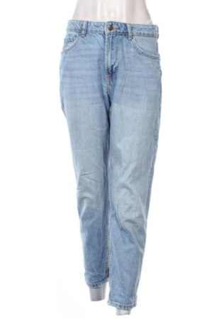 Blugi de femei Bershka, Mărime M, Culoare Albastru, Preț 78,20 Lei