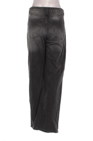 Dámske džínsy  Bershka, Veľkosť L, Farba Viacfarebná, Cena  14,95 €