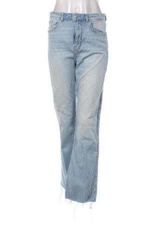 Damen Jeans Bershka, Größe M, Farbe Blau, Preis 21,49 €