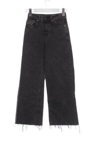 Blugi de femei Bershka, Mărime XXS, Culoare Gri, Preț 76,86 Lei
