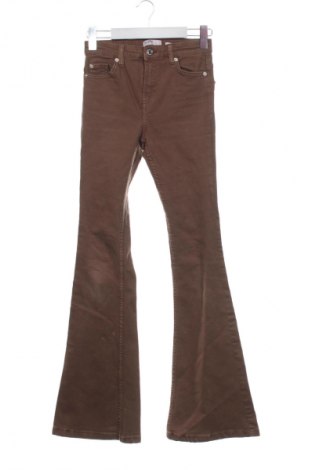 Damskie jeansy Bershka, Rozmiar S, Kolor Beżowy, Cena 79,00 zł