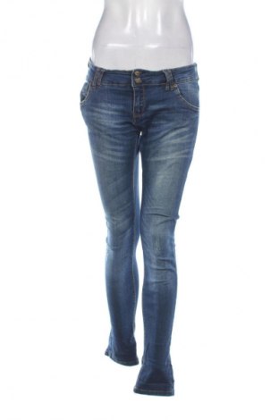 Damen Jeans Bershka, Größe L, Farbe Blau, Preis 15,00 €