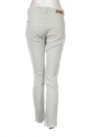 Damen Jeans Betty Barclay, Größe M, Farbe Grau, Preis 15,99 €