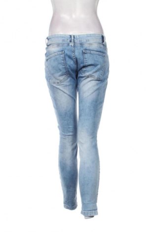 Γυναικείο Τζίν Cartoon, Μέγεθος M, Χρώμα Μπλέ, Τιμή 14,74 €