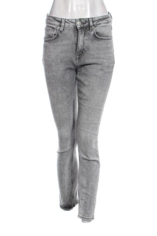Damskie jeansy Cotton Club, Rozmiar S, Kolor Szary, Cena 41,99 zł