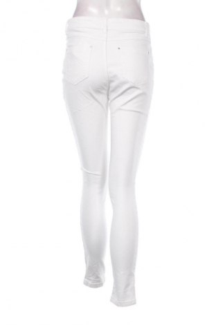 Női farmernadrág Essentials by Tchibo, Méret M, Szín Fehér, Ár 2 969 Ft