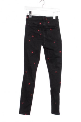 Γυναικείο Τζίν Gap, Μέγεθος S, Χρώμα Μαύρο, Τιμή 15,49 €