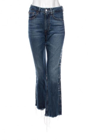 Damen Jeans Guess, Größe S, Farbe Blau, Preis 38,00 €