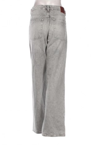 Dámské džíny  H&M Divided, Velikost L, Barva Šedá, Cena  420,00 Kč