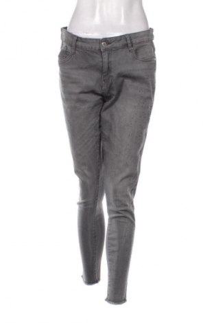 Damskie jeansy Kapalua, Rozmiar XL, Kolor Kolorowy, Cena 80,38 zł