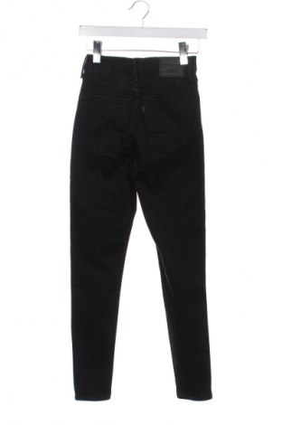 Damskie jeansy Levi's, Rozmiar XS, Kolor Czarny, Cena 205,57 zł