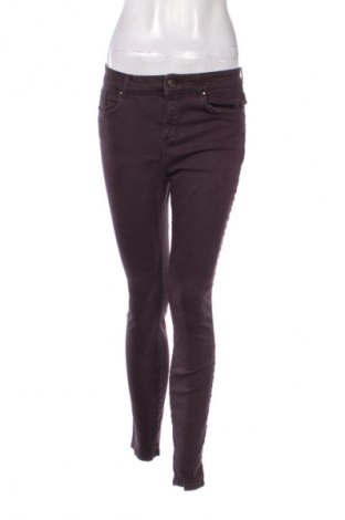 Dámske džínsy  Massimo Dutti, Veľkosť M, Farba Fialová, Cena  38,00 €