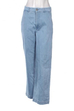 Damen Jeans Numph, Größe M, Farbe Blau, Preis 38,36 €