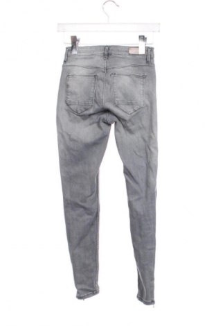 Damskie jeansy ONLY, Rozmiar XXS, Kolor Szary, Cena 32,99 zł