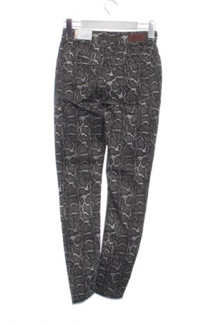 Blugi de femei ONLY, Mărime XS, Culoare Multicolor, Preț 203,32 Lei