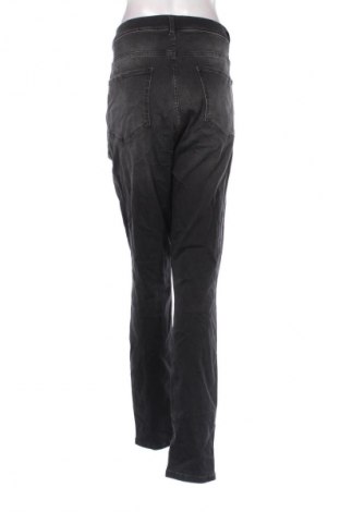 Γυναικείο Τζίν ONLY Carmakoma, Μέγεθος 3XL, Χρώμα Γκρί, Τιμή 18,99 €