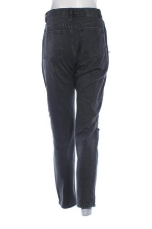 Blugi de femei Pull&Bear, Mărime S, Culoare Gri, Preț 78,20 Lei