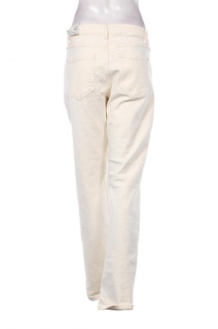 Blugi de femei Reserved, Mărime L, Culoare Alb, Preț 122,58 Lei