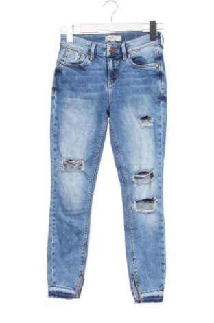 Damskie jeansy River Island, Rozmiar XS, Kolor Niebieski, Cena 112,04 zł