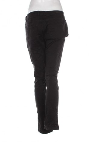 Дамски дънки S.Oliver, Размер L, Цвят Черен, Цена 12,27 €